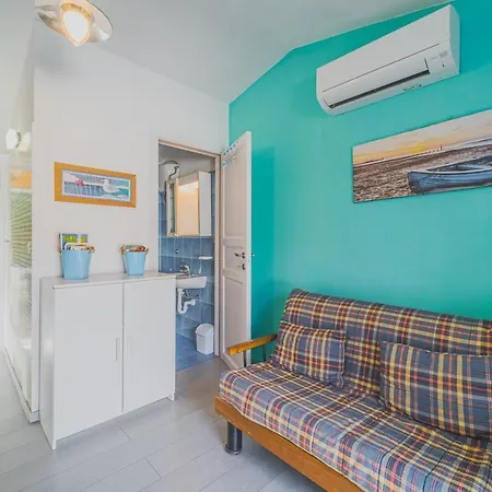 Casa A 30 Metri Da Pareti קאפוליברי