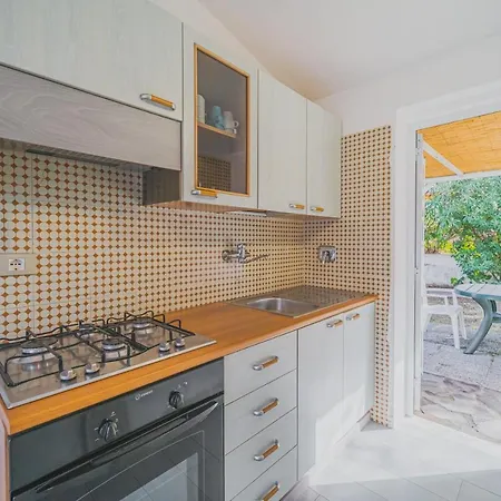 Hébergement de vacances Casa A 30 Metri Da Pareti *